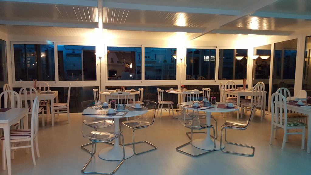 Hotel Camping Ribadesella Esterno foto