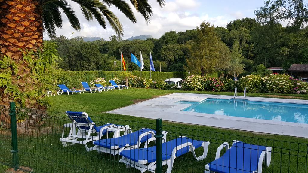 Hotel Camping Ribadesella Esterno foto
